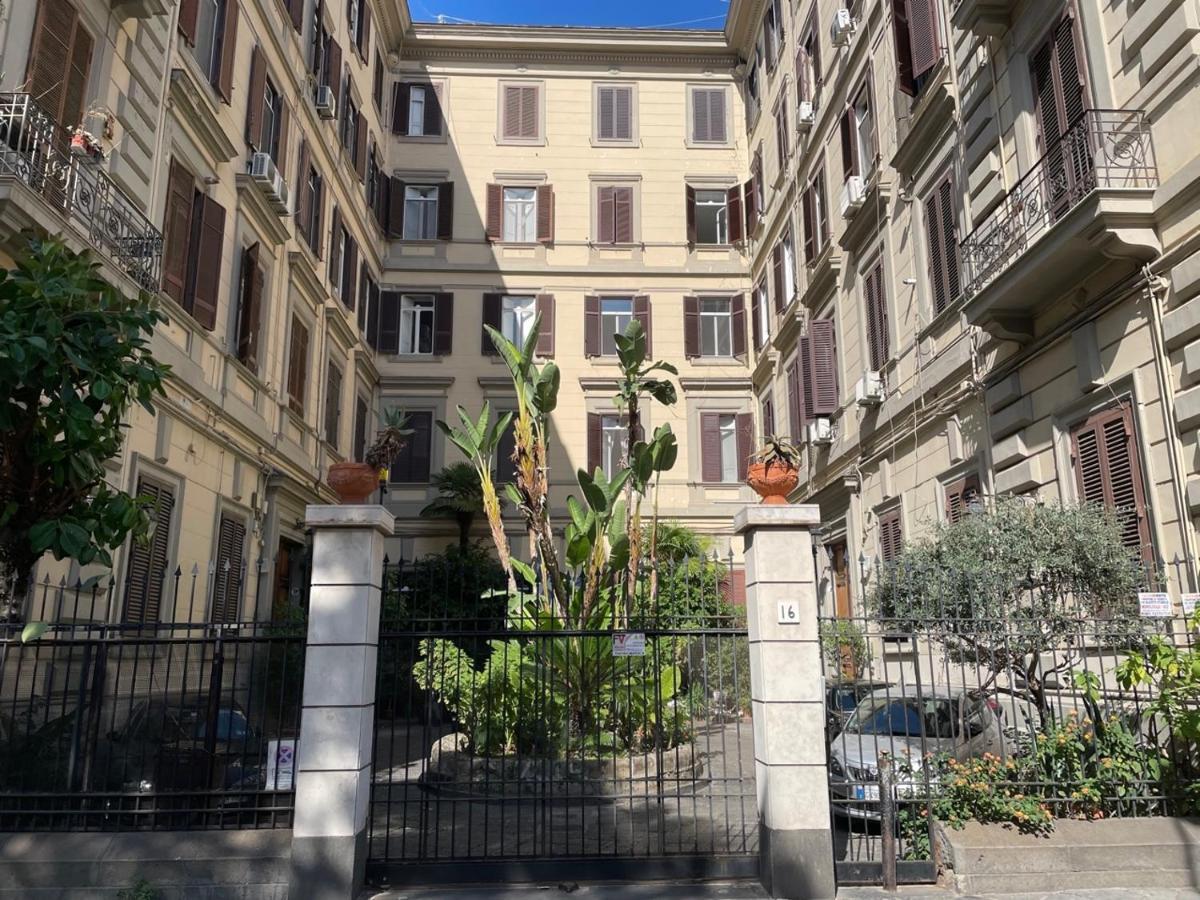 Gramsci 16 Hotell Napoli Eksteriør bilde